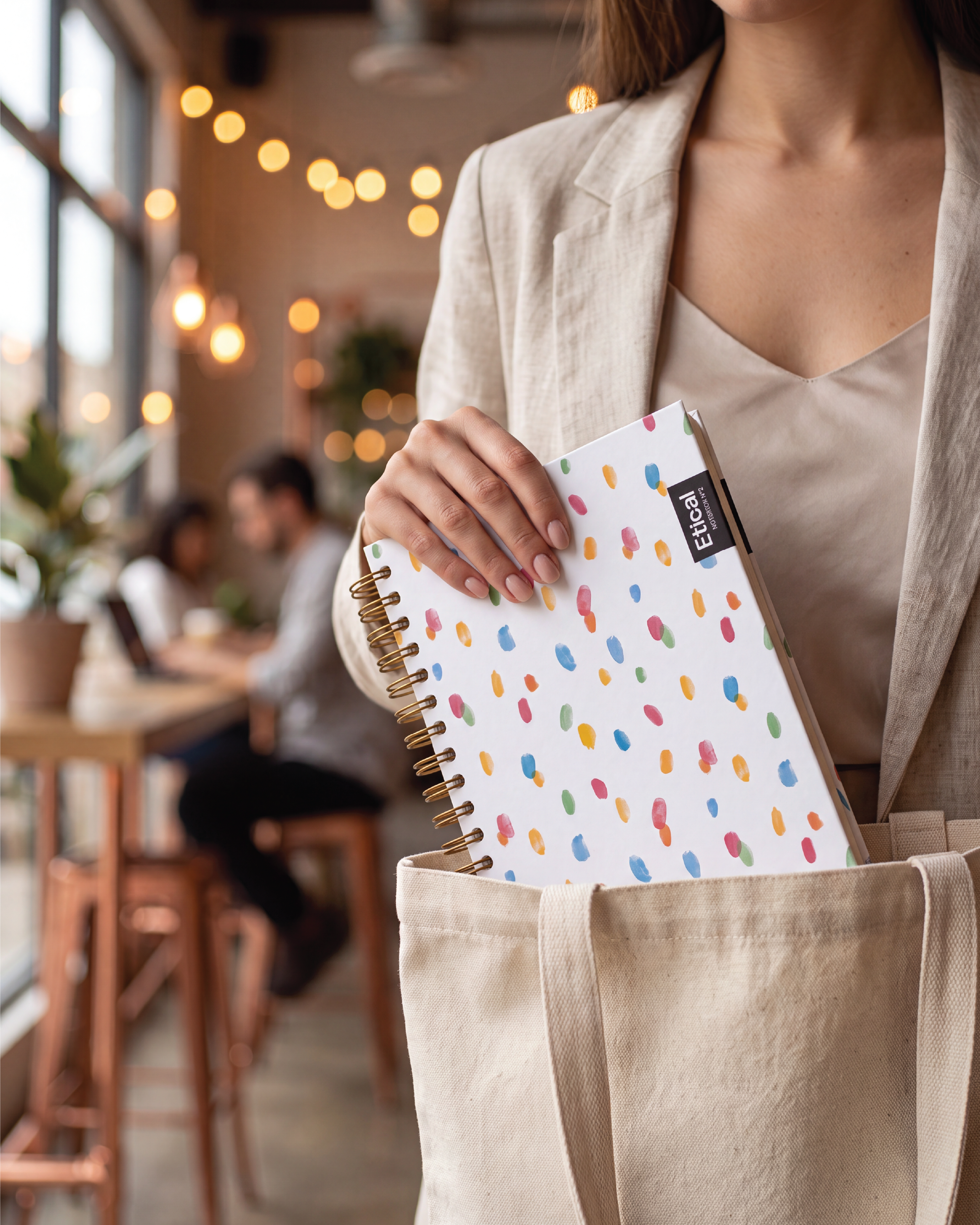 Cuaderno Colored Dots Avena A5