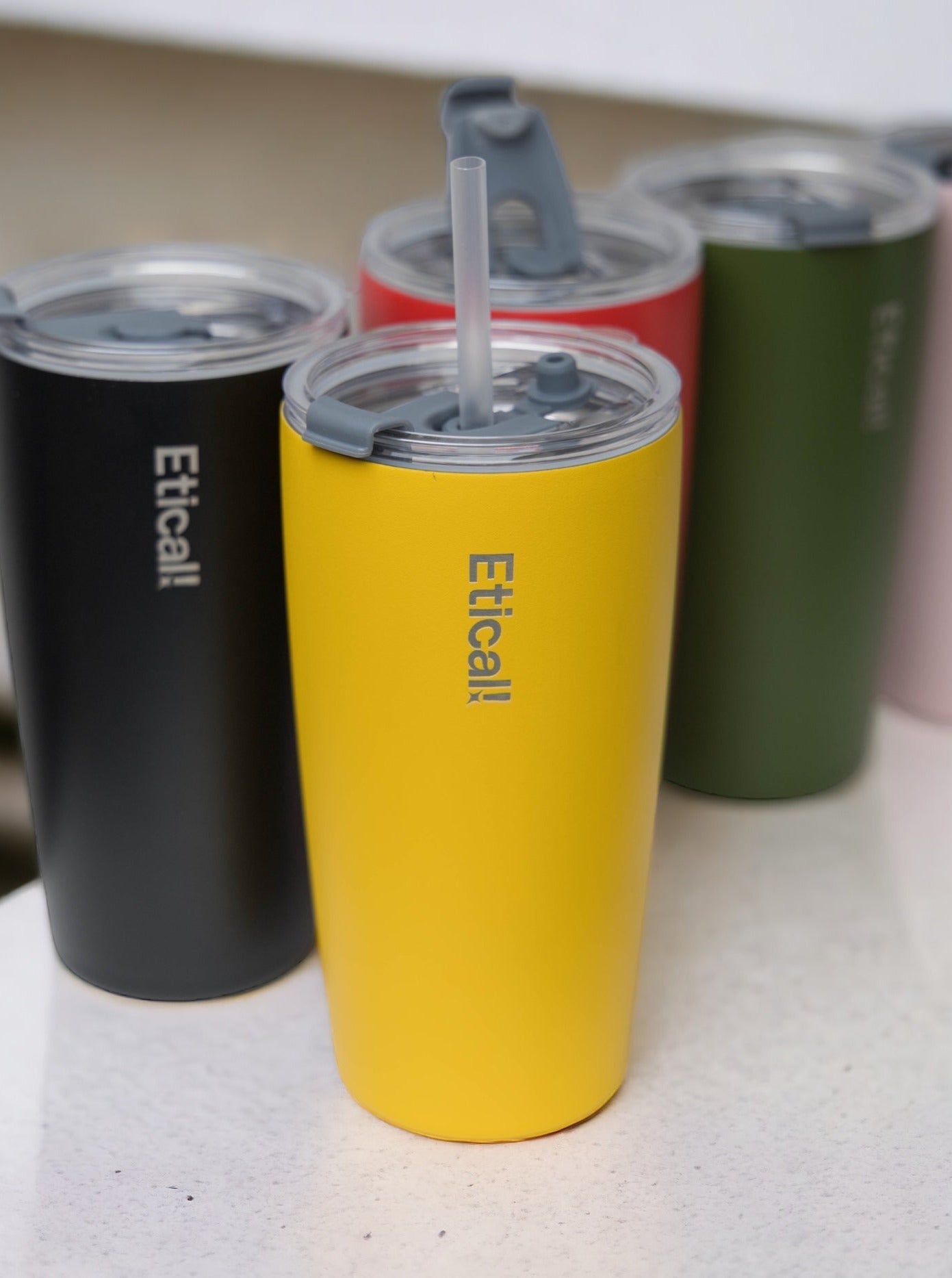 Tumbler PRO 590ml Blanco Artic